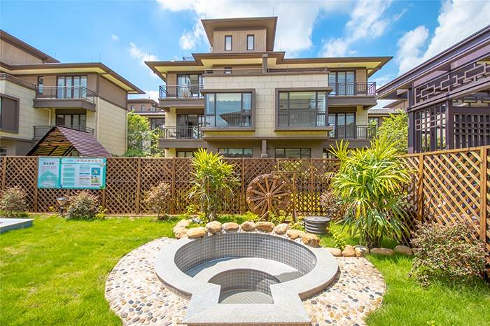 【周六不加价】￥699抢佛山美的鹭湖亚诺度假3房滑梯泡池别墅！配套花园地挖泡池+KTV+麻将+烧烤炉+滑梯！+200可升级网红亲子3房空中滑梯泡池别墅