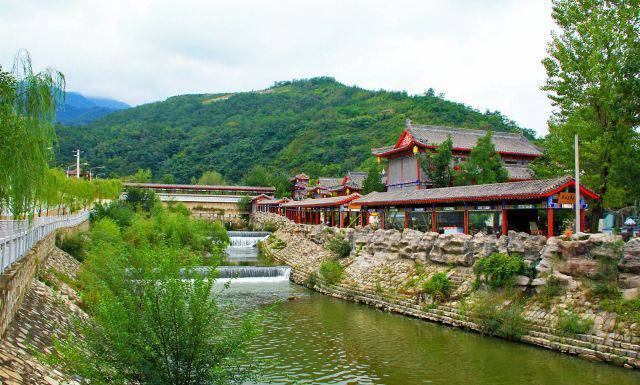 中国也有五渔村,在陕西有5个童话般的梦幻小镇,美得让