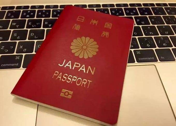 【签证知识】护照过期 签证尚在护照上,各国各有要求!进来了解吧!