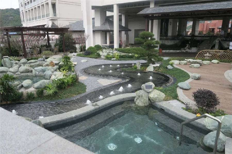 640_wx_fmt=jpeg&tp=webp&wxfrom=5&wx_lazy=1&wx_co=1.webp (6).jpg 【广州·从化】养生特惠!从化·碧泉空中温泉门票~仅88元!~含1人空中温泉+梦幻灯光秀~有效期至10月底