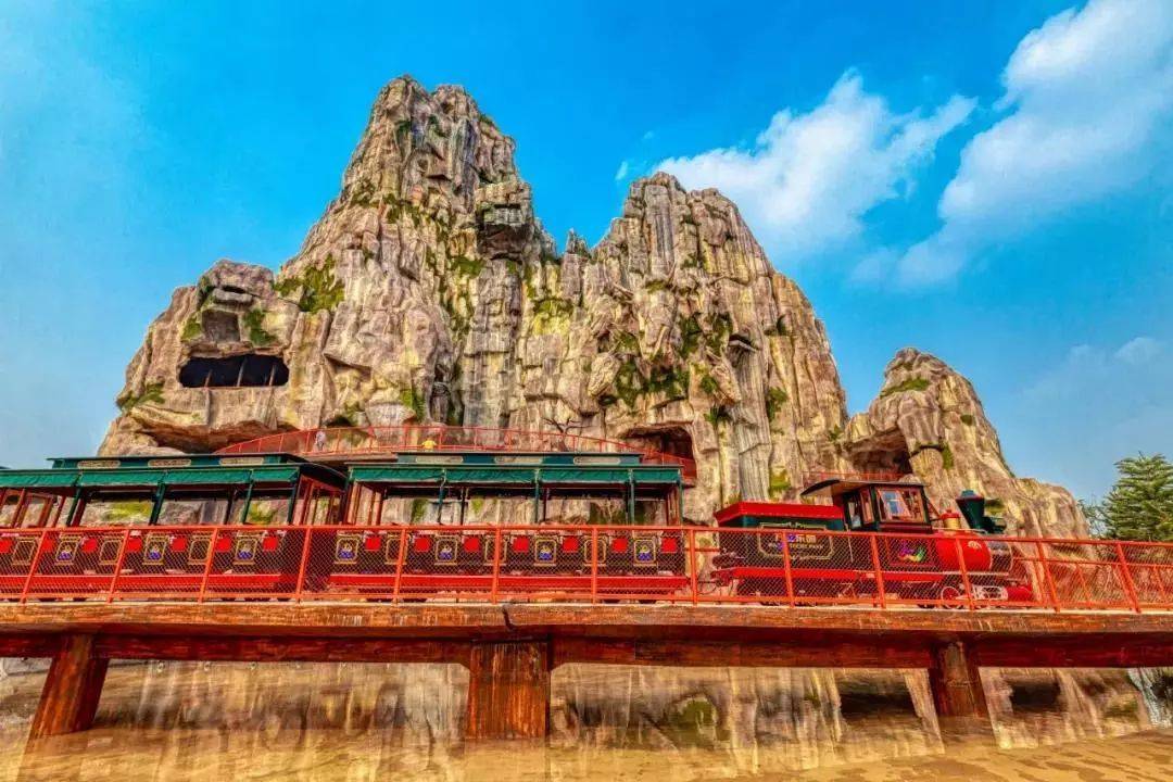 【广州.酒店】春节一口价!打卡融创文旅城,299元=丽途亲子主题公寓,毗邻融创文旅城100米~融创乐园、水世界、雪世界一步之遥~(售卖时间至:2021.2.28)