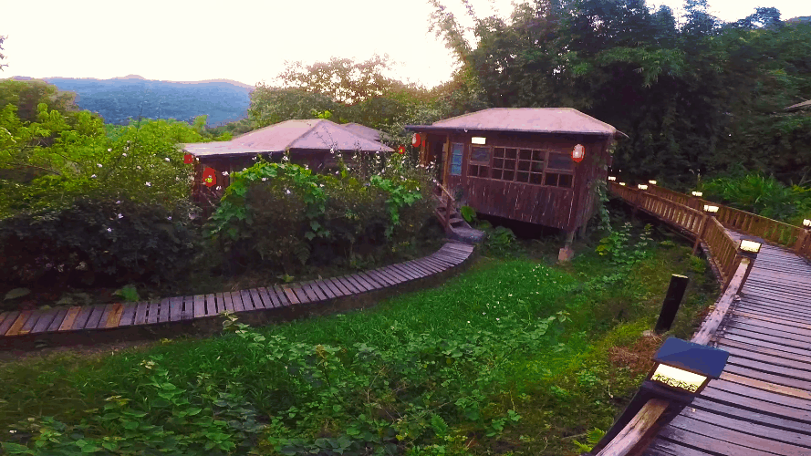 清远英德九州驿站天门沟树上温泉树屋木屋纯玩2天1夜