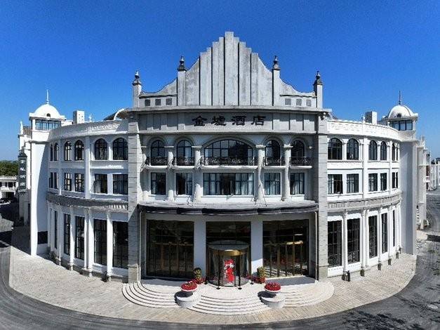 ￥598元起！赤坎古镇金墟酒店住宿1晚+双早+双人无限次赤坎古镇门票 +景区内交通摆渡车接送一次！