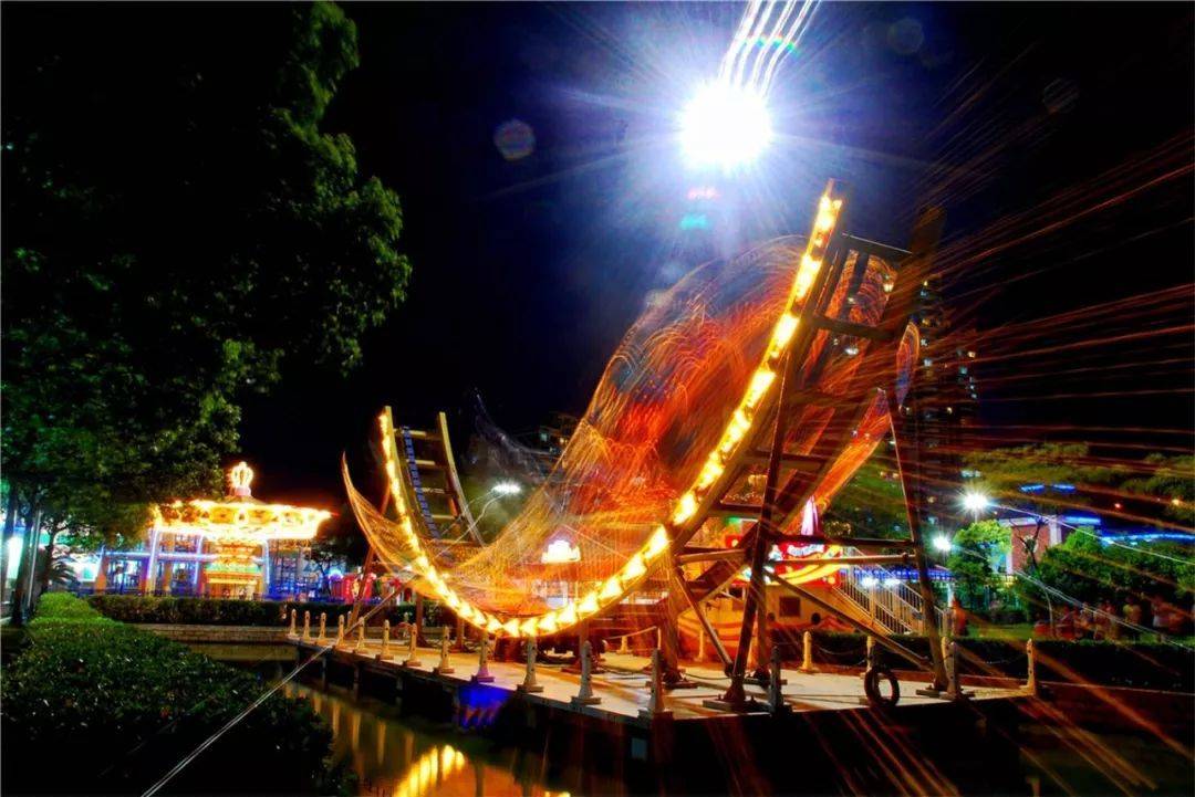 【上海】暑假特惠，一票畅玩~68元抢锦江乐园项目通玩票+梦径DREAM ON灯光艺术展（含摩天轮）儿童1米（不含）以下儿童免票~（使用时间：8月1-31日）
