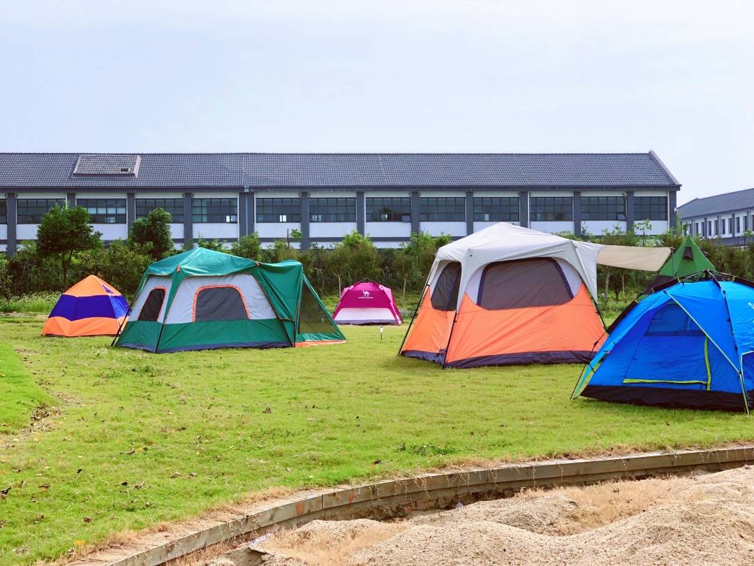 南京秦淮河房車露營公園_長沙房車露營基地_長沙光明村房車露營地