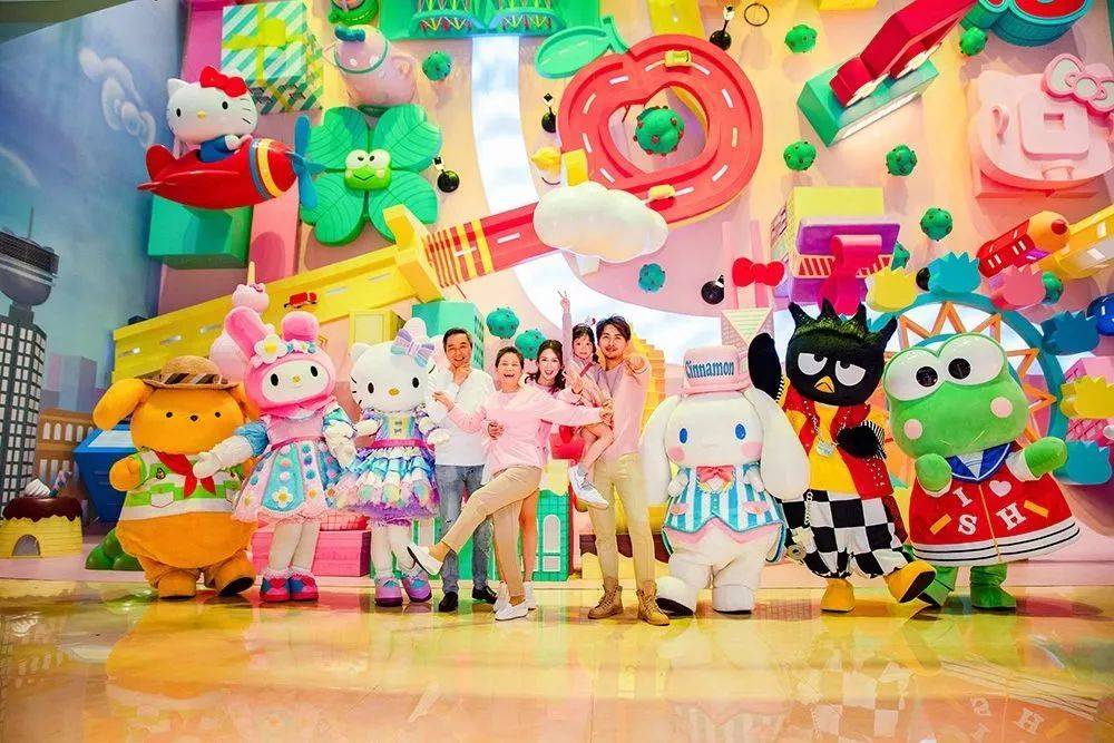 【上海】59.9元抢世茂Hello Kitty上海滩时光之旅夜场特惠