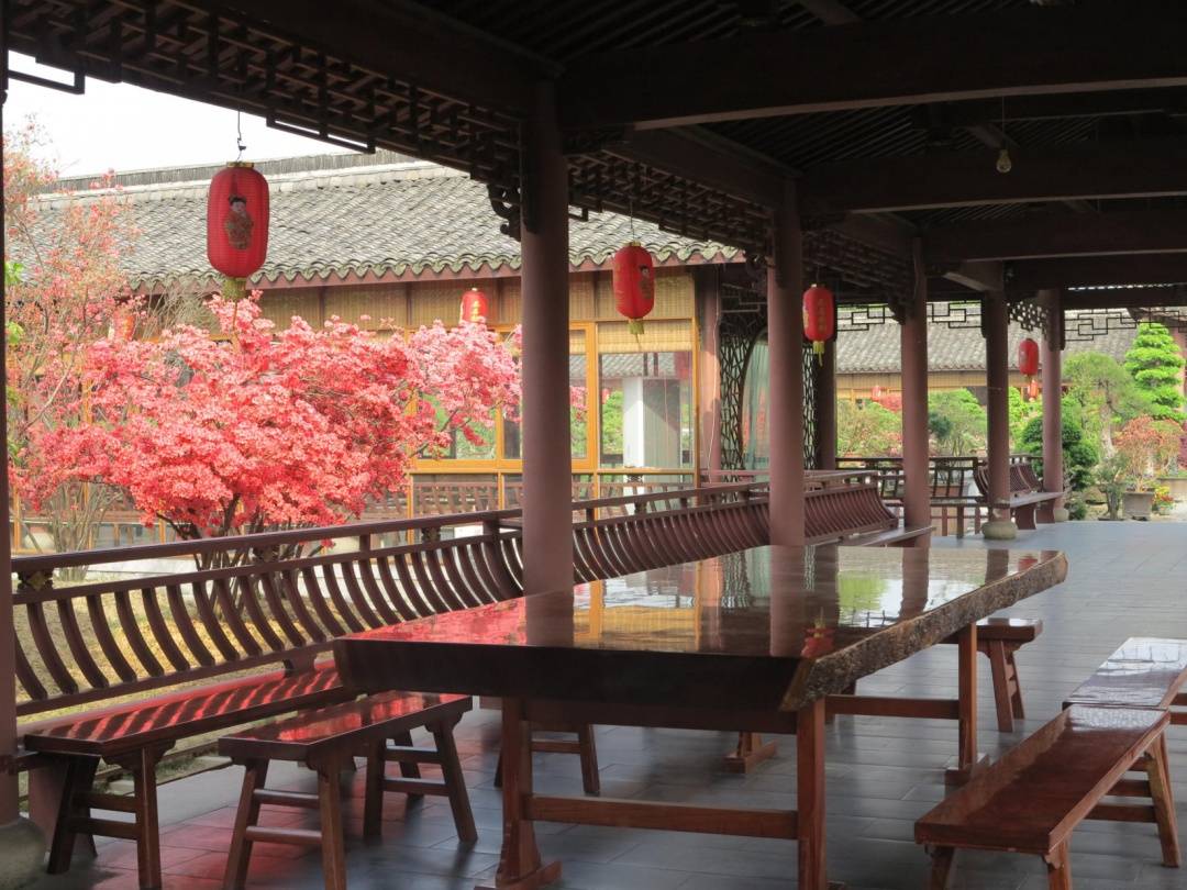 【嘉兴桐乡稻乡人家自助烧烤】全年周末节假日不加收~78元抢稻乡人家度假村门票+自助烧烤套餐!更是公司拓展、团建活动的好去处!1米以下免烧烤门票~走,带你吃肉肉去!