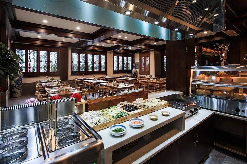 【399打卡南浔开元酒店】超高颜值徽派品质酒店2折抢!豪华房+2大1小自助早餐+南浔文园门票+文化体验活动+网红打卡地南浔古镇!出门即古镇,毗邻南浔王牌景点小莲庄~