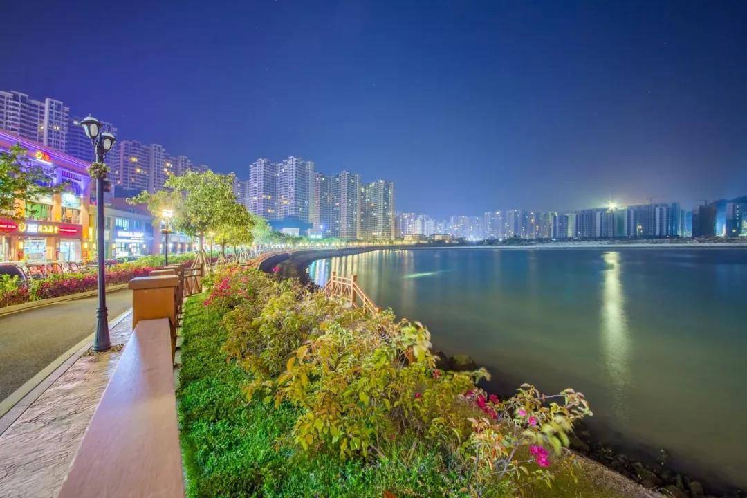 【惠州~春节专场】十里银滩!399元抢惠州十里银滩梵高的海两房一厅,全网最低价~清澈的海水不输三亚,逼格堪比巴厘岛!