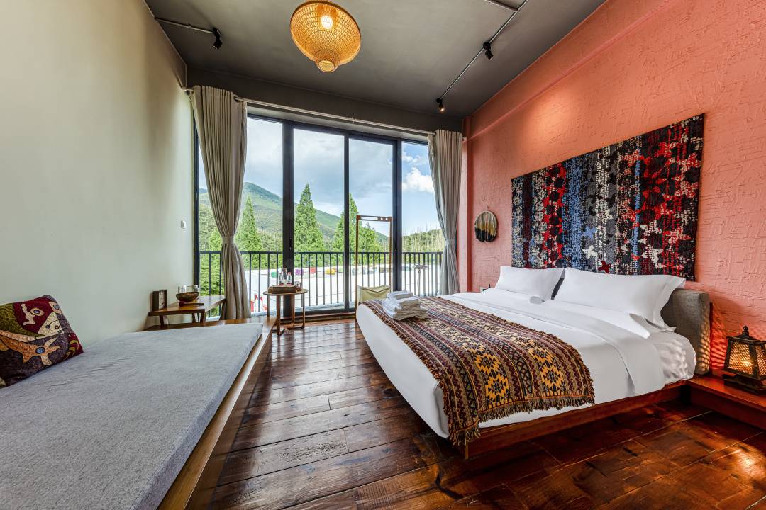 莫干山 | 899元抢莫干山呆住无界酒店叶提房，睡进360°环绕的竹海里！