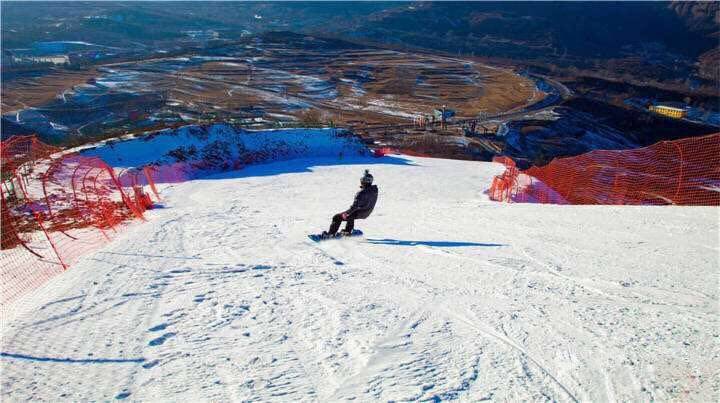 照金国际滑雪场成人滑雪票(多票型可选)