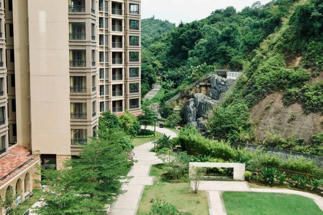 http://qnimg.zowoyoo.com/img/6247575/1698367394994.jpg 图片