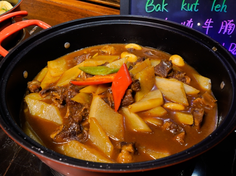 http://qnimg.zowoyoo.com/img/6247575/1789704605582.png 图片