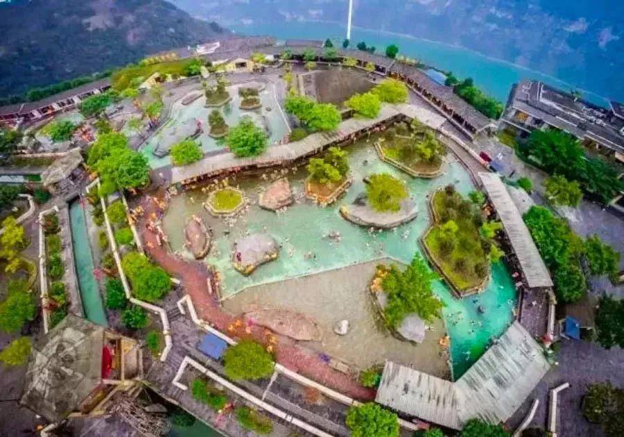 【云南·限时特惠】西部大峡谷温泉票仅128元/人!冬天泡汤的优质之选!