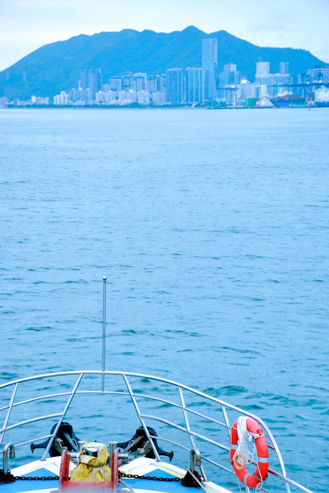 【南澳月亮湾航线-深圳盐田游船票】仅需78元，360°观海景，来南澳月亮湾，看最美日落，堪称深圳东部最美的海上观光航线。