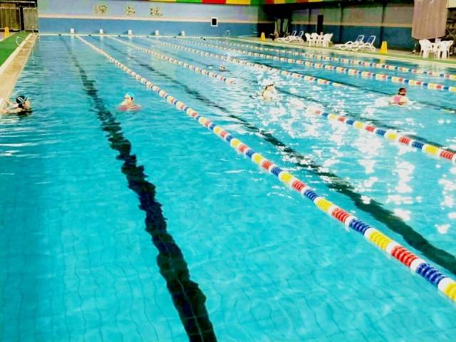 抢天鹅湖度假村住宿 2人垂钓 游船 游泳馆!