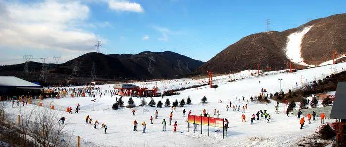 山泰生态园滑雪场电话图片