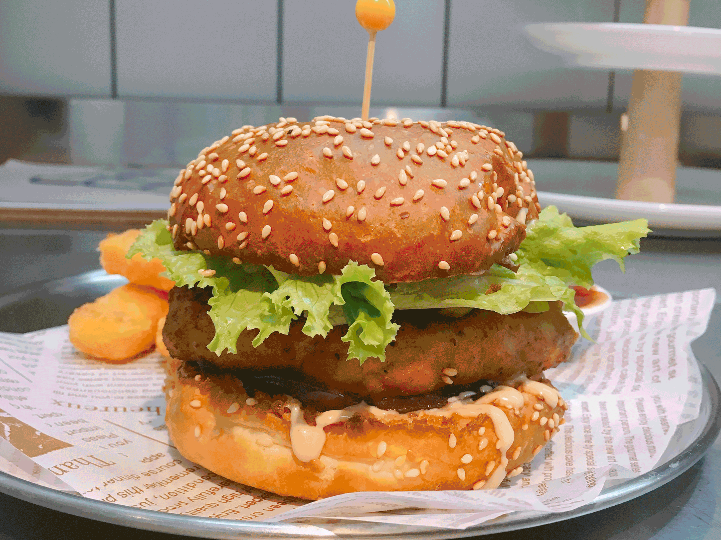 【德思勤】58元抢购1%美式餐厅原价121元双人套餐~1%招牌汉堡/至尊