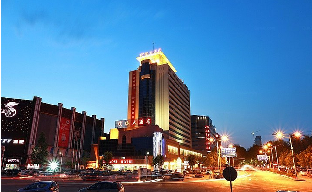 淄博玫瑰大酒店 商务大床间 ￥209 ￥309