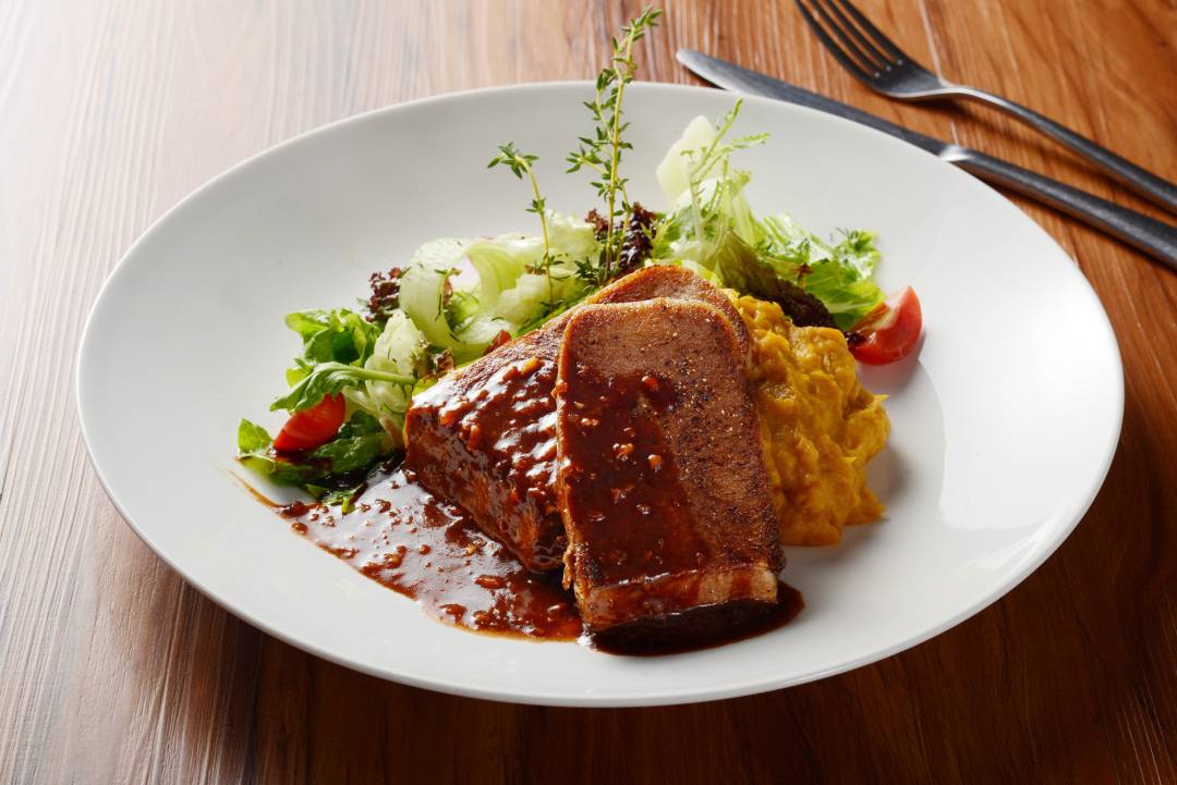 敖德萨天鹅湖红酒焗牛舌