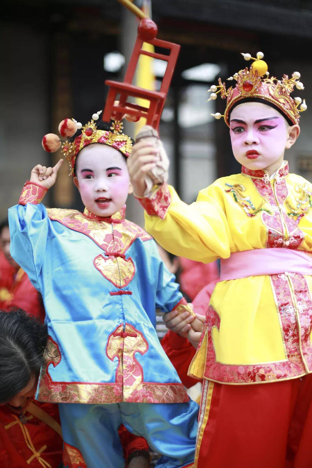 【广东广州】飘色初体验 亲手"撞"姜埋奶 "非遗"文化~老广传统文化的