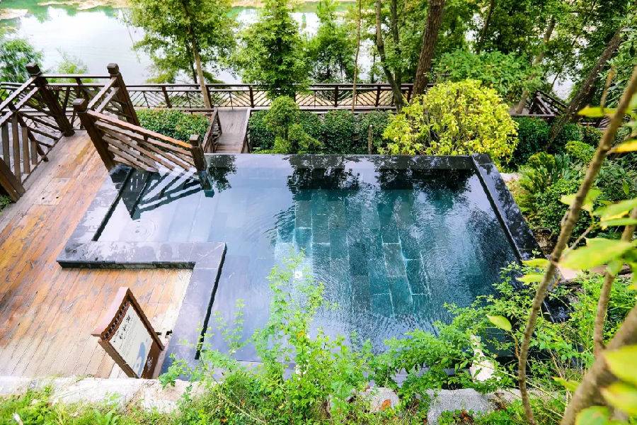 特价来袭599元/套购石阡佛顶山温泉小镇小汤院别墅一间或御汤生酒店