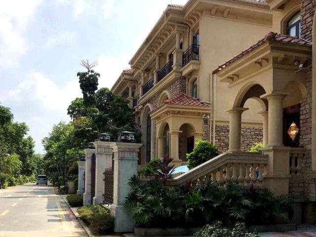 【广东从化】￥799元预售抢购 广州从化东方夏湾拿拉丁风5房别墅,烧烤