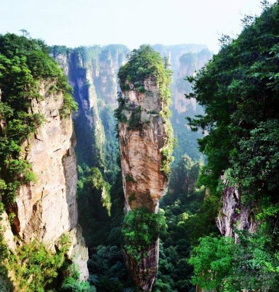 帶你領略 位於張家界國家森林公園北面,是一方山臺地