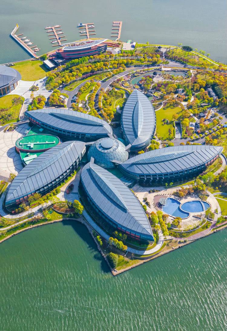 06699【特惠】畅快一夏套餐,入住洲际旗下一湖一岛一酒店【上海