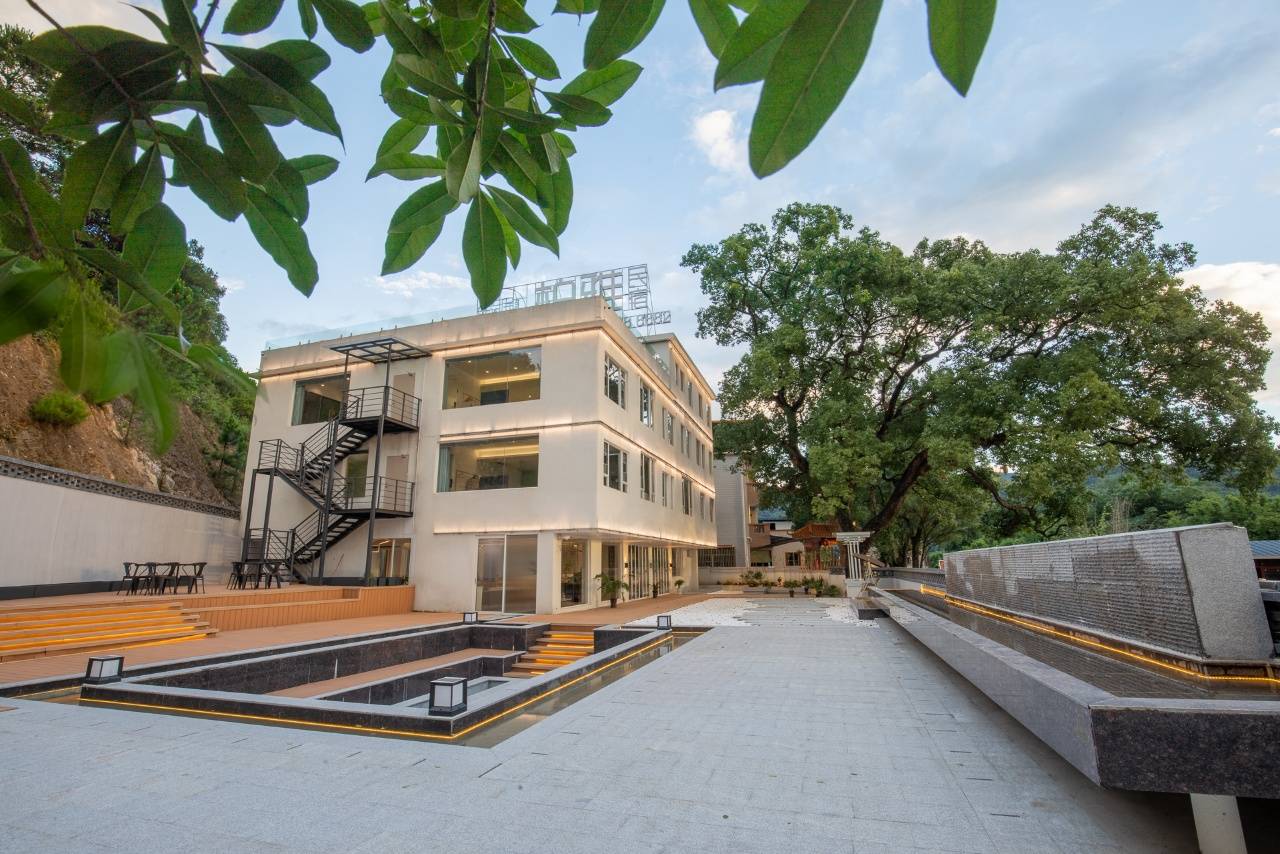 春节一口价打卡网红民宿诗意与禅文化微妙结合299元购韶关柏雅民宿