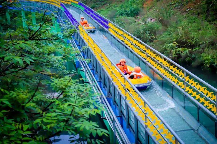 【清远】清泉湾漂流酒店度假套餐【抢购价438元】尊享入住豪华房 双人