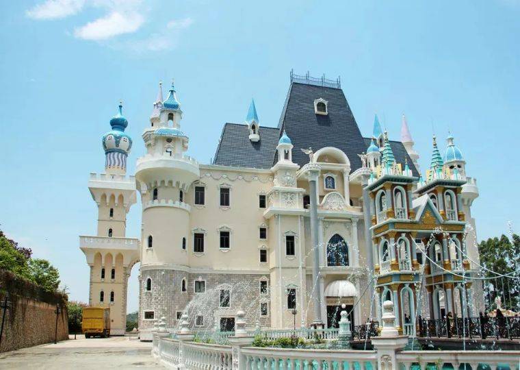 498元抢998元『东莞嘉辉会酒店』双人休闲游套餐:嘉辉会囍悦酒店标准