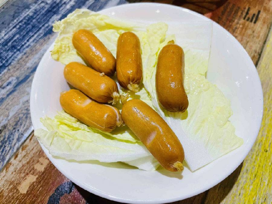 108元抢348元『蛙萌哒』3人鲍鱼鸡煲套餐:一品鲍鱼鸡煲 烟熏脆皮肠