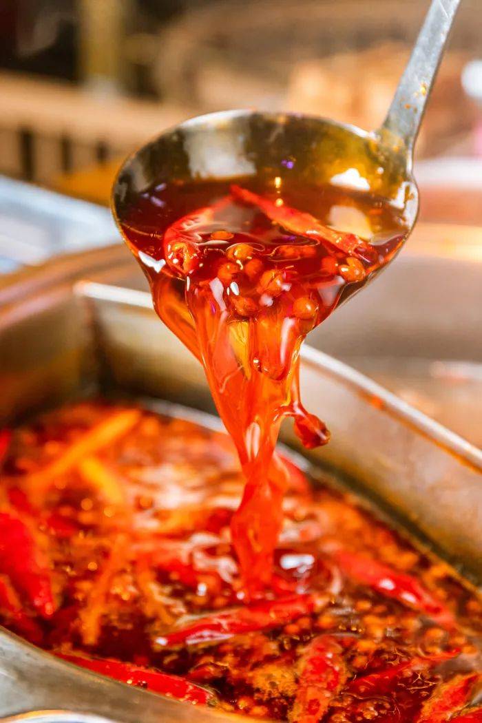 火锅仅499元抢门市价168元23人套餐一次性牛油锅底4选1精品小签80签