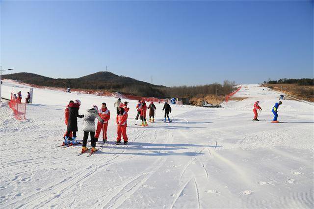 威海地中海滑雪图片