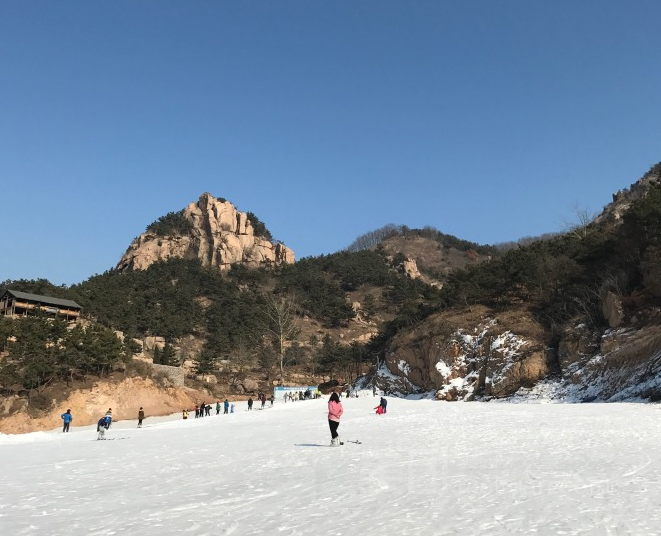 青岛崂山北宅高山滑雪场61滑雪票含雪具