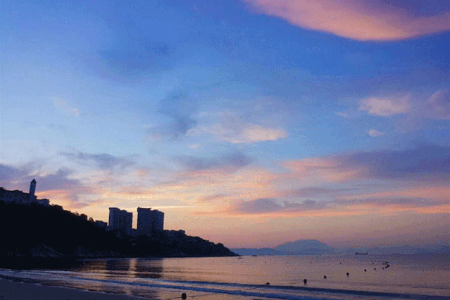 舒适双床房 双早 深圳网红海滨栈道 打卡,独享铂金沙滩,拍最美海边照