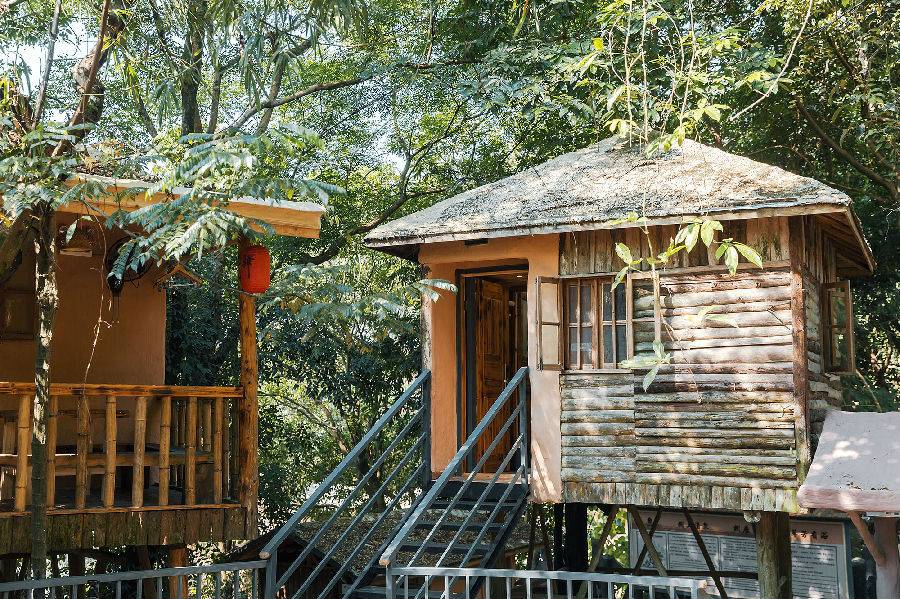 驿站双人住宿套票住树上围屋温泉早餐天门沟景区门票有效期7月15日
