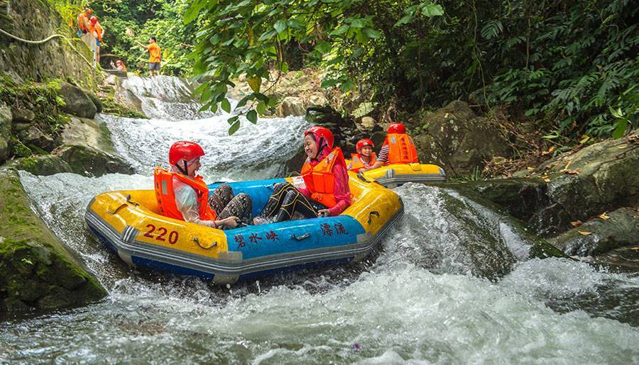 从化碧水峡漂流景区儿童水上乐园