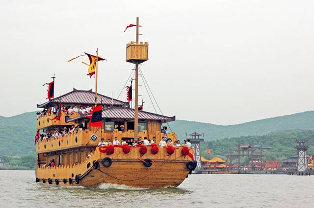 【暑期特惠】三国城 水浒城联票(送古战船游太湖)