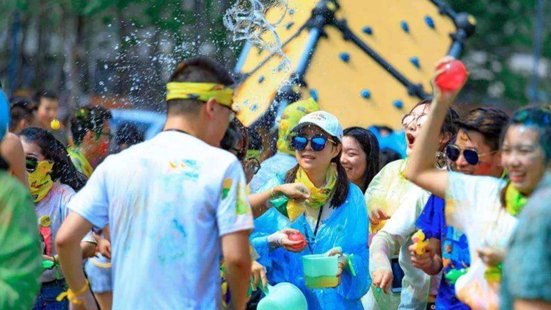 夏日的水球大战当然也不能少