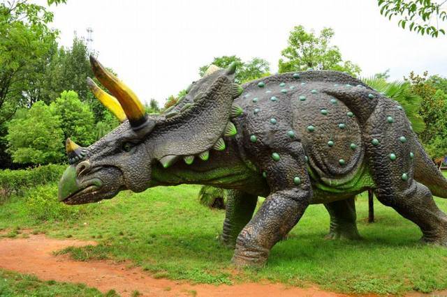 9双人票济南泉城公园水世界 恐龙谷,~全天水世界嗨玩一"夏",恐龙谷