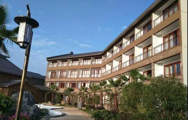 岭东大酒店 【现可预约入住】【梅州·4a五指石】周末不加收!