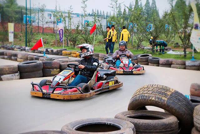 9元方山汽摩基地亲子套票一大一小,双人卡丁车,激光打靶,水上步行球