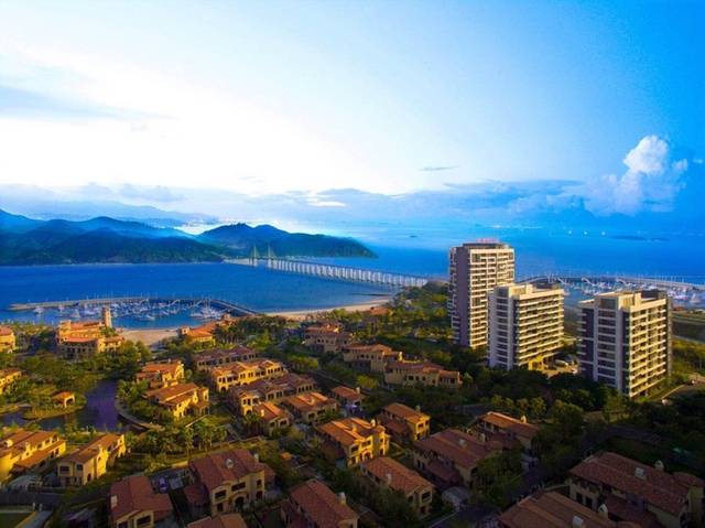 原生态的海滩 与巽寮湾共赏一片海 自带滤镜的碧海蓝天 细软干净的