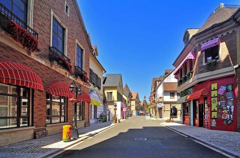 次恒温泳池,水疗泡池~特惠n年仅这一次 公主小镇大/双床房1间1晚套餐