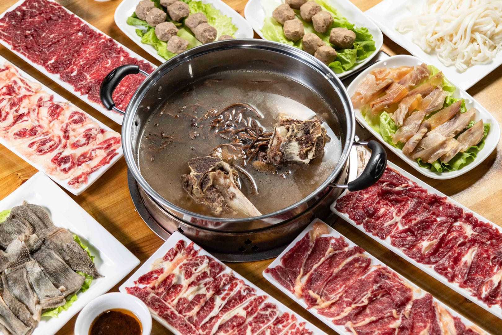 佛山禅城79元秒杀原价223元双人牛记潮汕火锅牛骨汤底嫩牛肉肥牛百叶