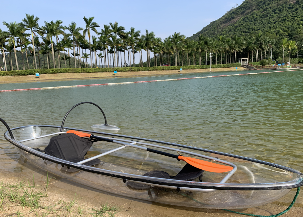 新会龙泉沙滩泳场·水上娱乐占地13000平,场内天然水来源于圭峰山的