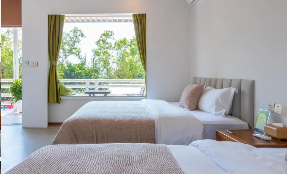 【错峰出游~超高性价深圳玫瑰海岸近海民宿】￥380深圳浪漫的白房子